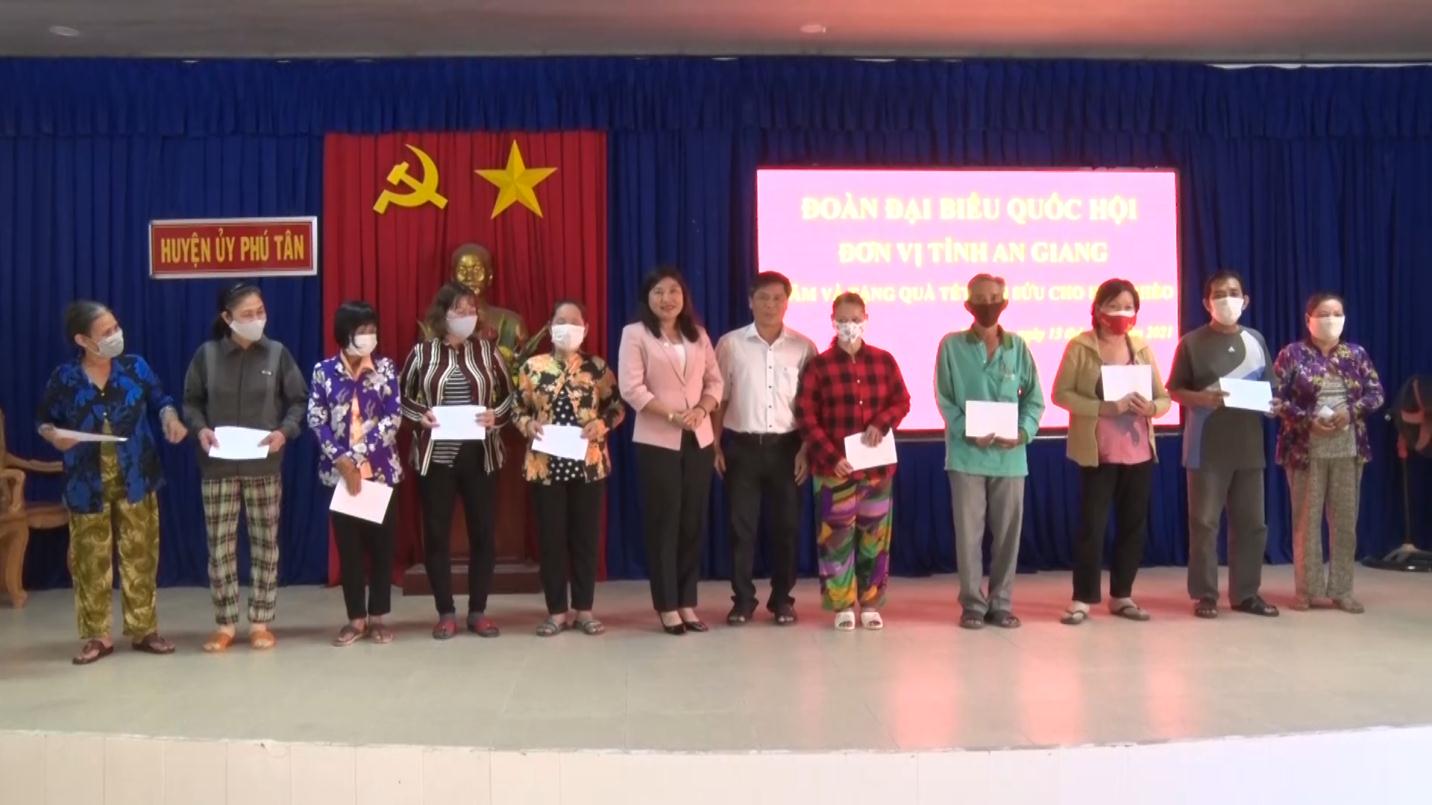 2021/01/19/chuan bi tet cho nguoi ngheo.jpg